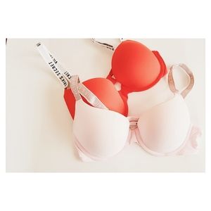 2 Victoria's Secret T-Shirt Bras